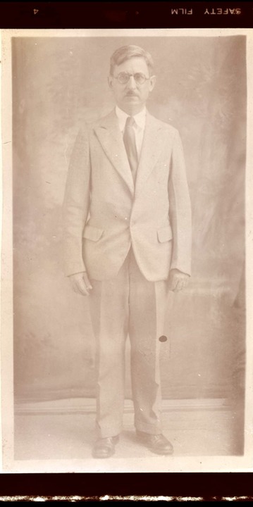 Scan-111118-0028